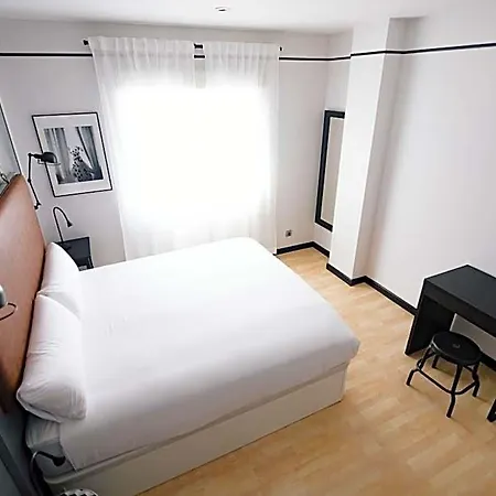 Oda ve Kahvaltı The Little Corner 4*