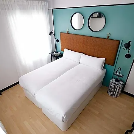 The Little Corner Oda ve Kahvaltı 4*