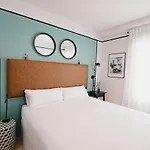 The Little Corner 4* Valensiya