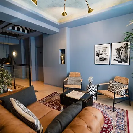 The Little Corner לינה וארוחת בוקר