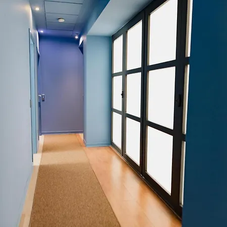 The Little Corner לינה וארוחת בוקר