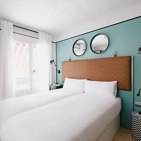 The Little Corner לינה וארוחת בוקר ולנסיה